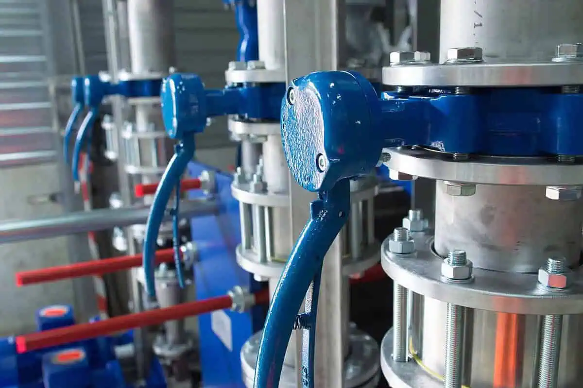 Separatory cyklonowe – kluczowy element czystego i efektywnego sprężonego powietrza